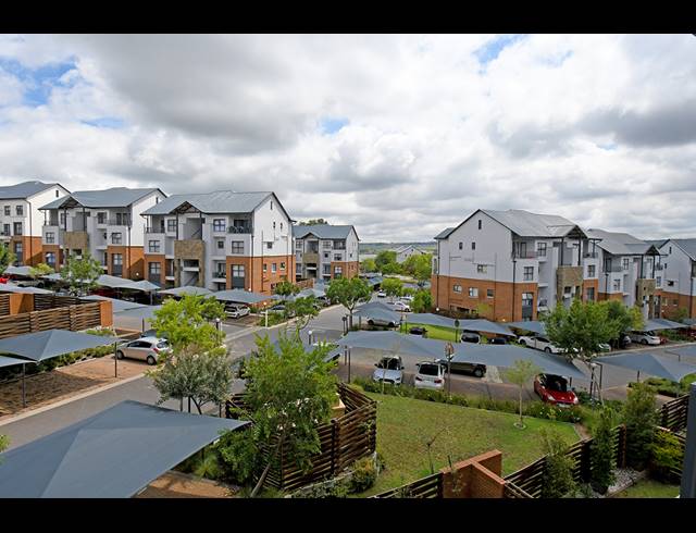 1 BEDROOM APARTMENT FOR SALE IN MODDERFONTEIN
